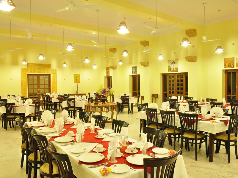 multi-cuisine restaurant jaisalmer